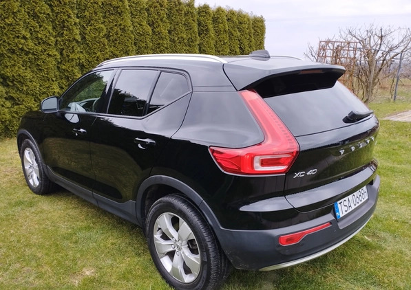 Volvo XC 40 cena 126000 przebieg: 34000, rok produkcji 2020 z Sandomierz małe 137